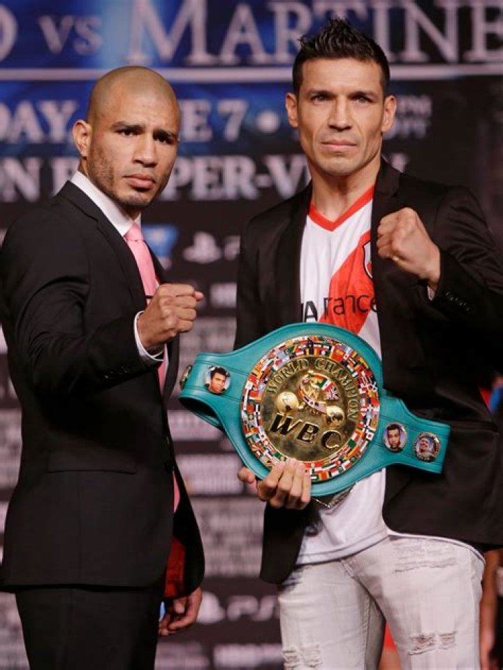 
Adrian Martinez Height, Weight, Net Worth, Age, Birthday, Wikipedia, Who, Nationality, Biography 