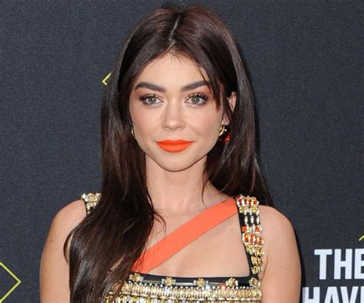 Edward James Hyland Height, Weight, Net Worth, Age, Birthday, Wikipedia, Who, Instagram, Biography