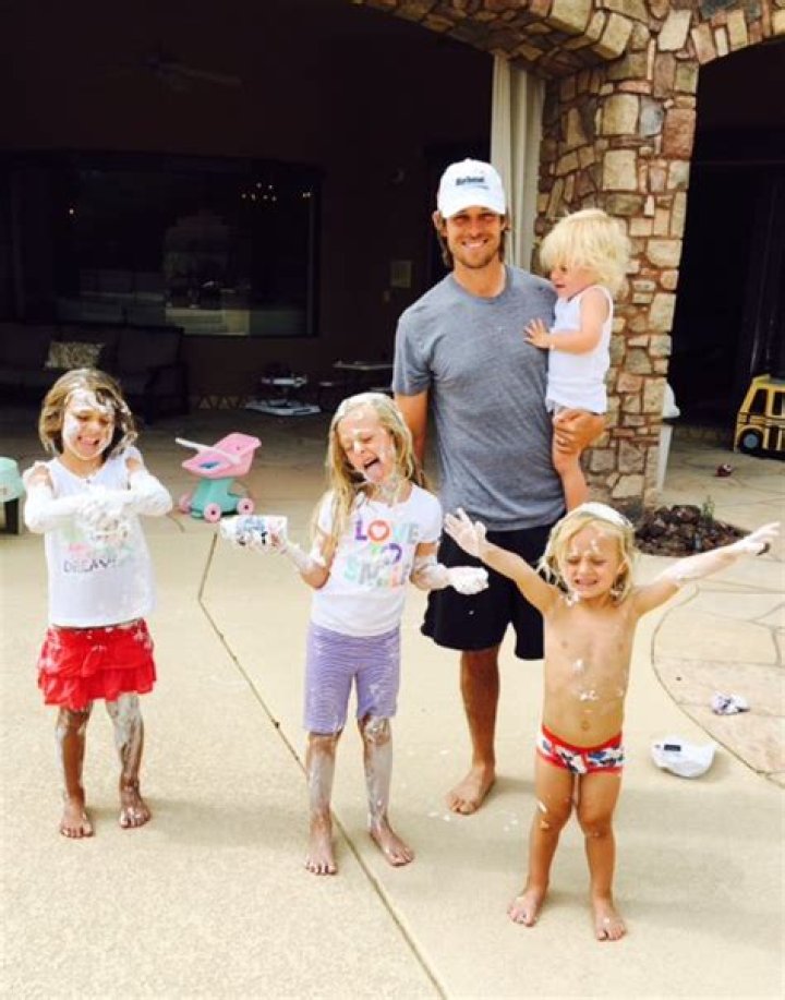 Glimpse Of Aaron Baddeley Six Kids and Family Life