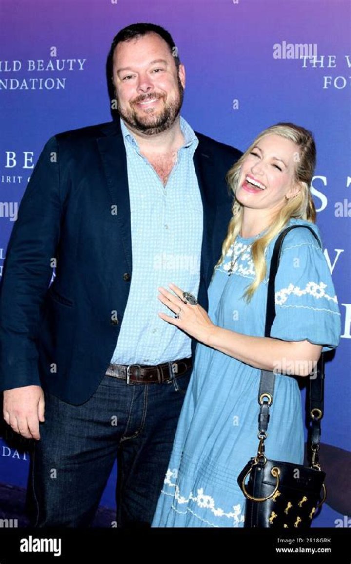 Michael Gladis Height, Weight, Net Worth, Age, Birthday, Wikipedia, Who, Nationality, Biography