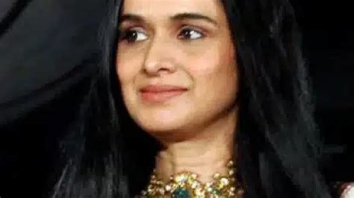 Padmini Kolhapure Height, Weight, Net Worth, Age, Birthday, Wikipedia, Who, Instagram, Biography