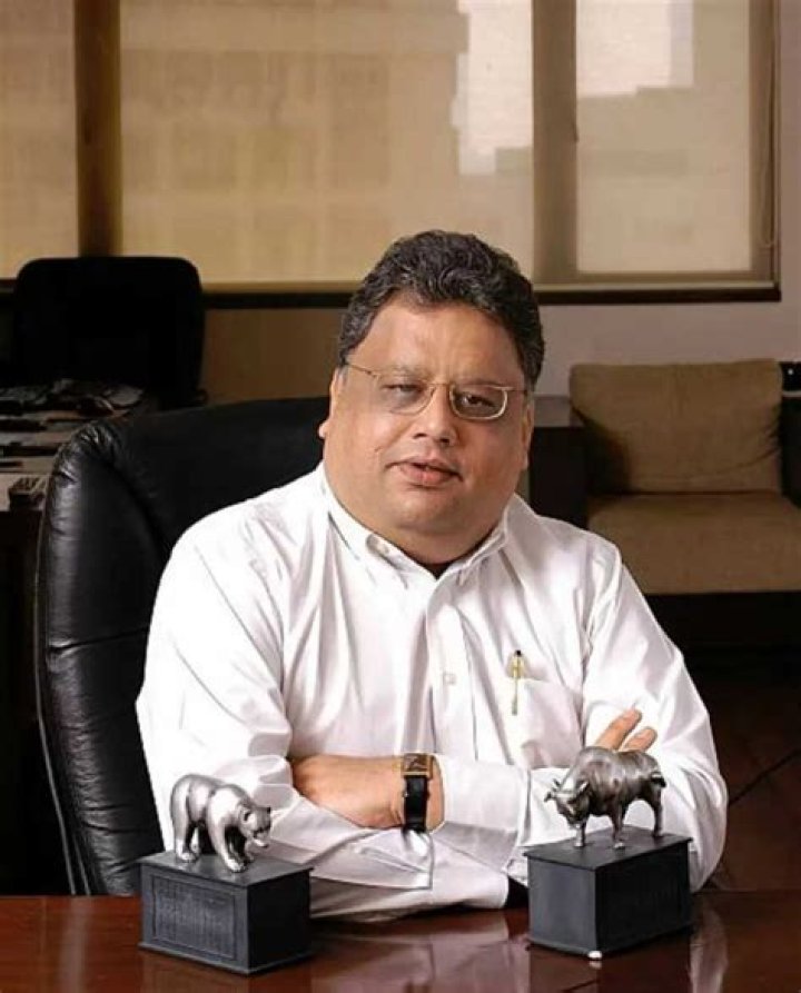 
Rakesh Jhunjhunwala Height, Weight, Net Worth, Age, Birthday, Wikipedia, Who, Nationality, Biography 