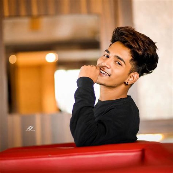 Rashi Shinde Height, Weight, Net Worth, Age, Birthday, Wikipedia, Who, Nationality, Biography