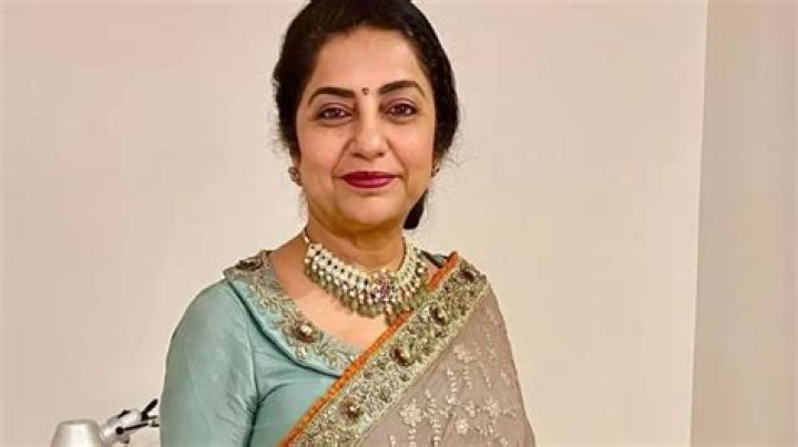 Suhasini Height, Weight, Net Worth, Age, Birthday, Wikipedia, Who, Instagram, Biography