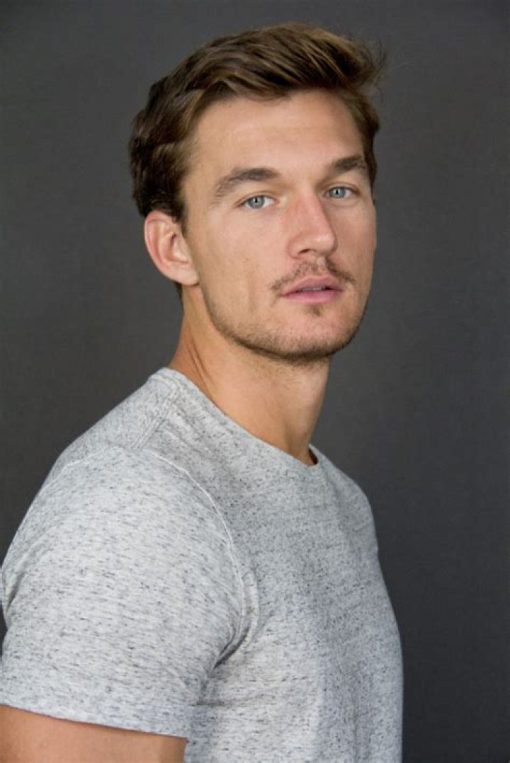 
Tyler Cameron – Tylerjcameron3 Height, Age, Who, Girlfriend, Biography, Wiki, Net Worth 