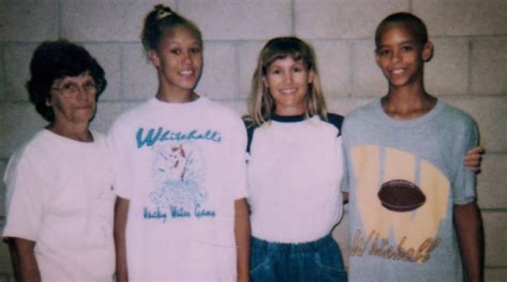 Who Are Sally McNeil Parents? Kids, Son John And Daughter Shantina