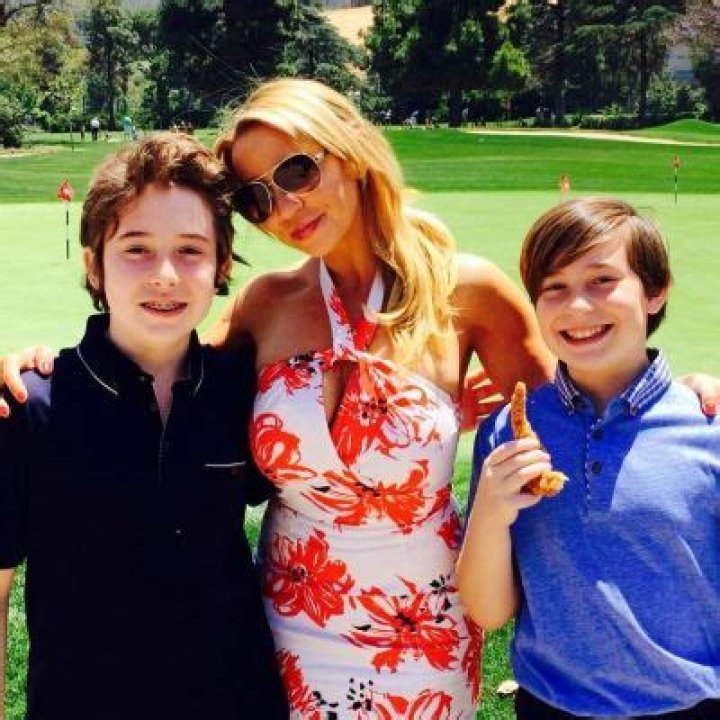 
Who Is Craig Strong? Know More About Tara Strong Husband: Family And Kids 